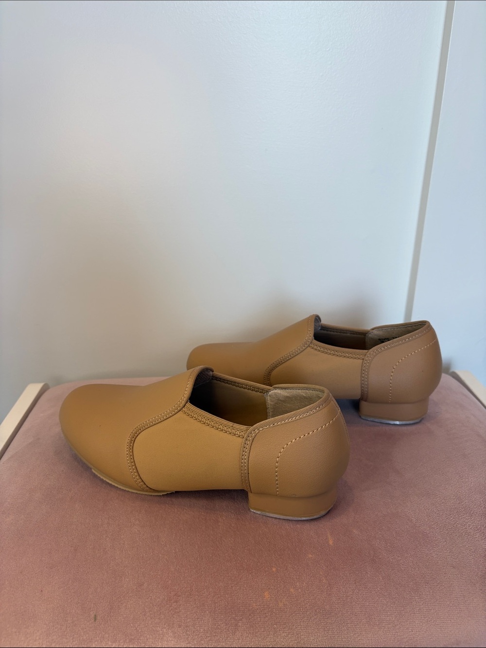 Theatricals Tan Children’s Tap Shoes